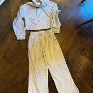 Athleta Girl Plush Set